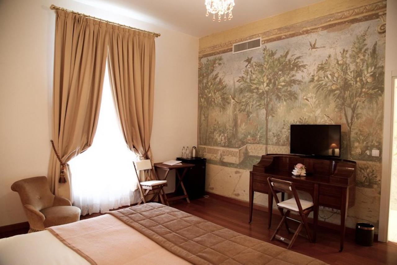 Grand Hotel Des Ambassadeurs Menton Kültér fotó