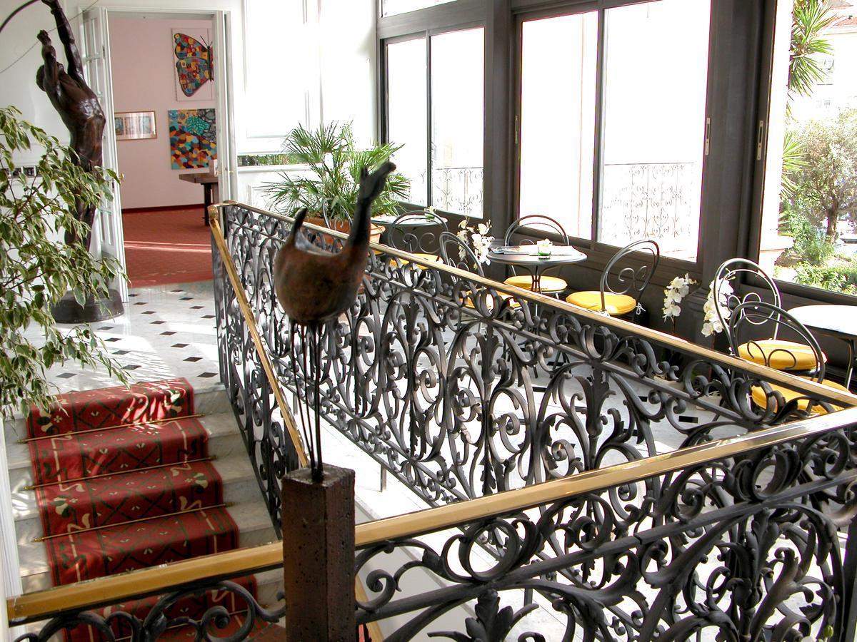 Grand Hotel Des Ambassadeurs Menton Kültér fotó